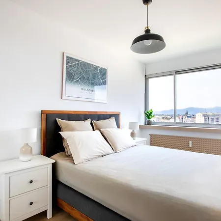 Nouveau - Vue Panoramique Vosges - 90m Moderne Et Cocoon - Parking Et Netflix Lejlighed